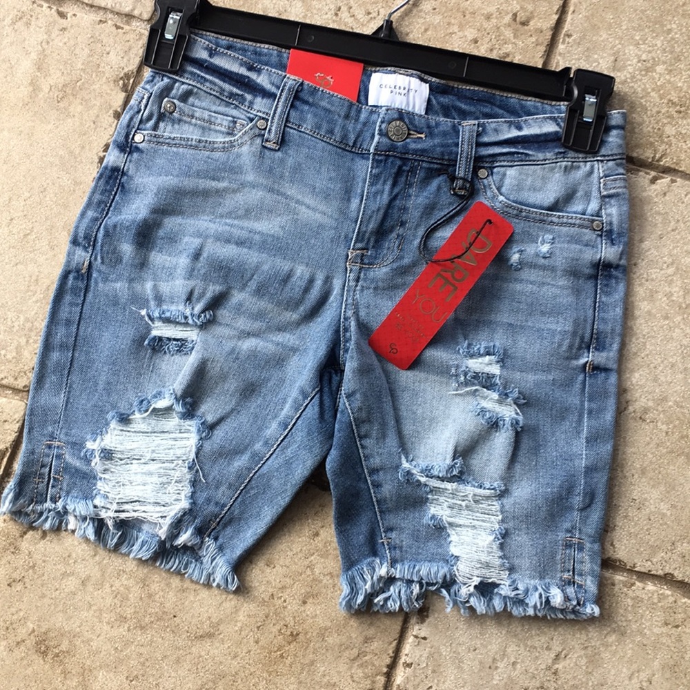 ✨NWT!✨ Celebrity Pink shorts!